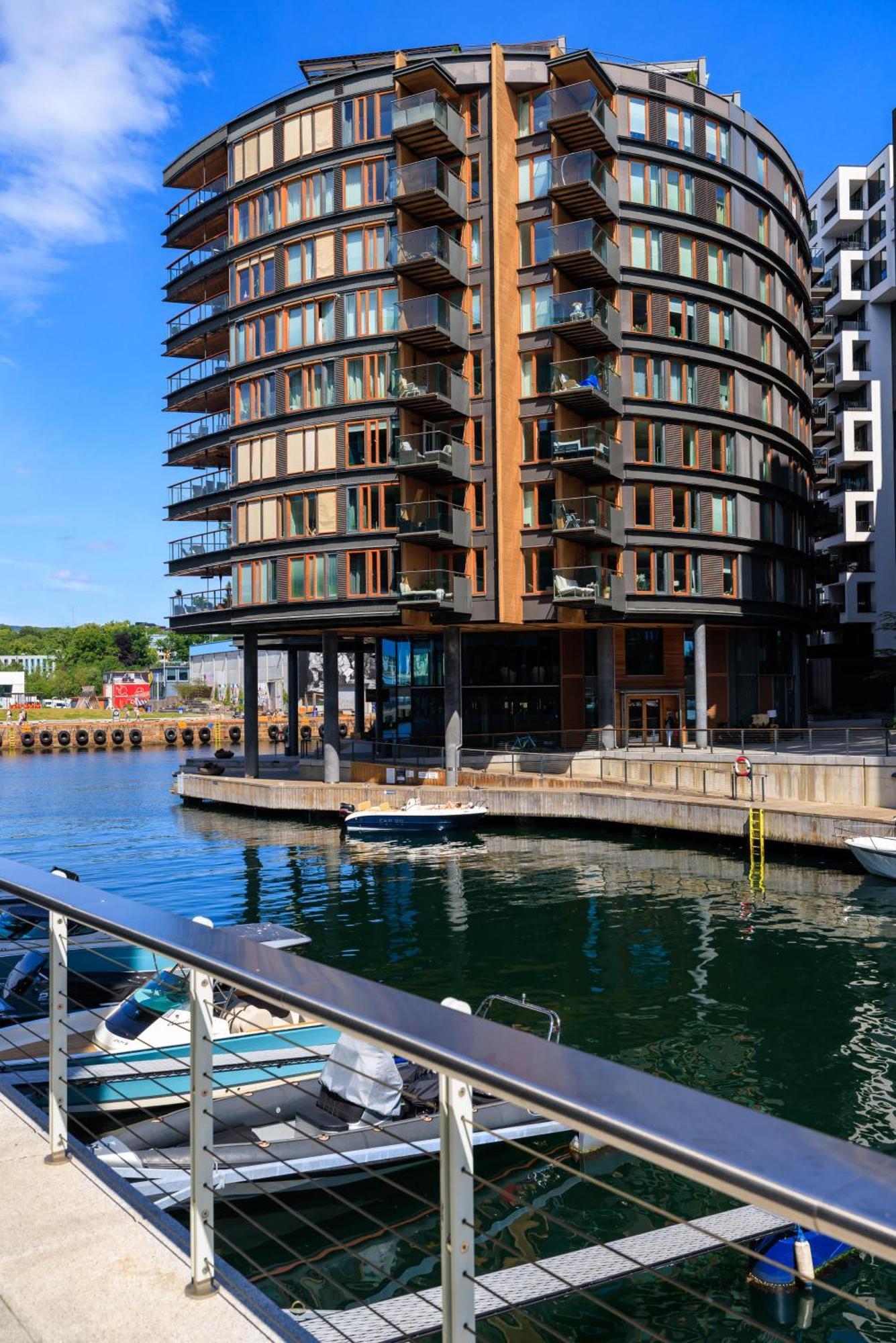 Dinbnb L High-end L Balcony L Rooftop L Self Check-in Leilighet