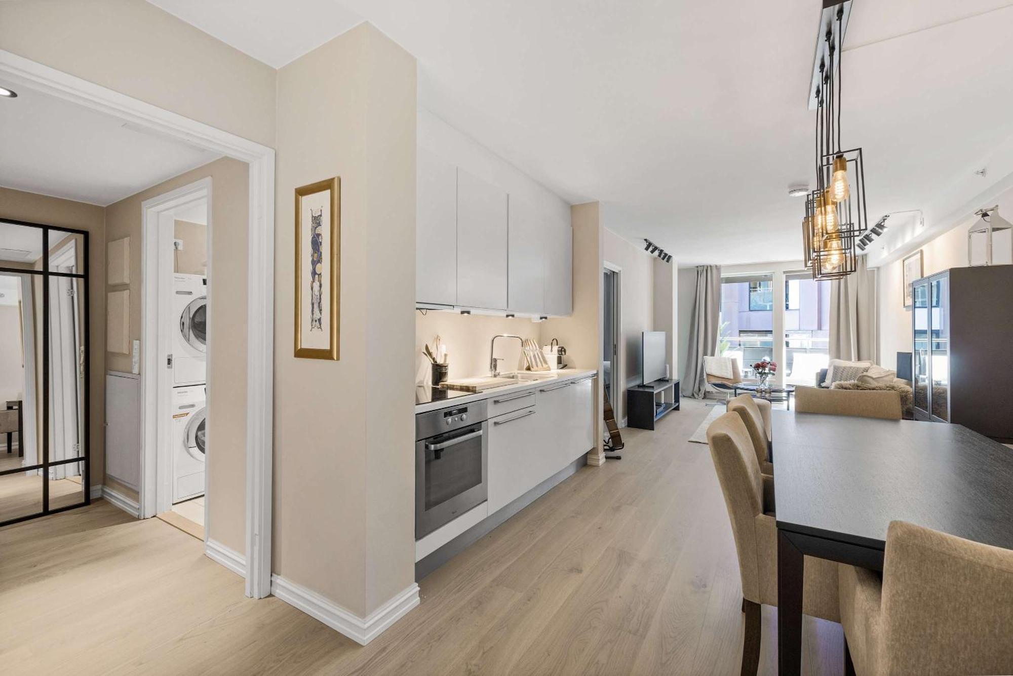 Dinbnb L High-end L Balcony L Rooftop L Self Check-in