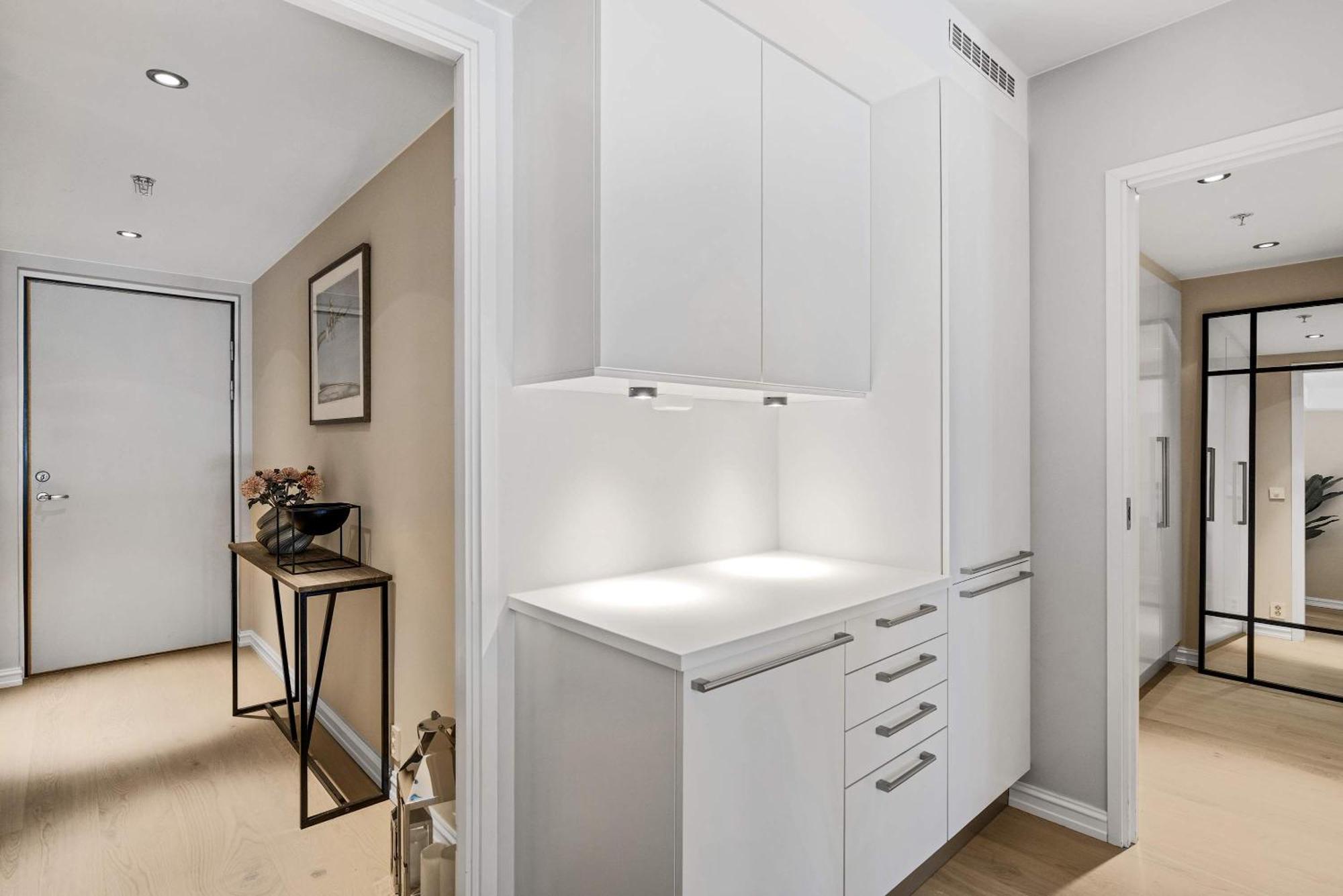 Dinbnb L High-end L Balcony L Rooftop L Self Check-in Oslo
